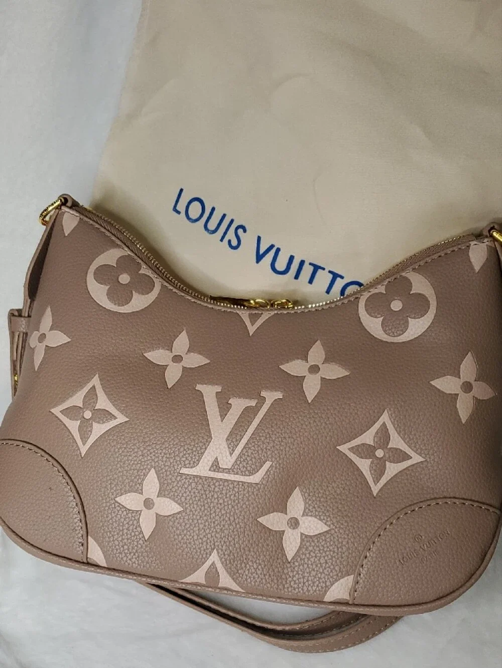 💠LV 💠Taupe Monogram Shoulder Bag with Gold Chain